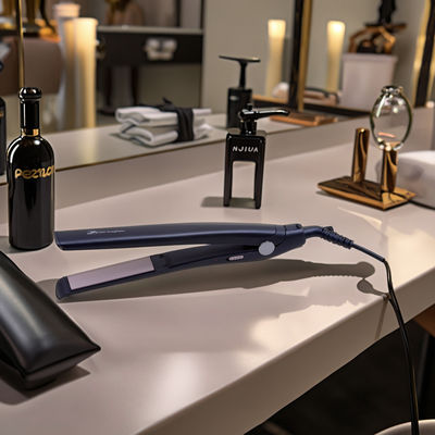 Máy duỗi và uốn tóc PTC với tấm phủ gốm và tourmaline và dây nguồn xoay 360°